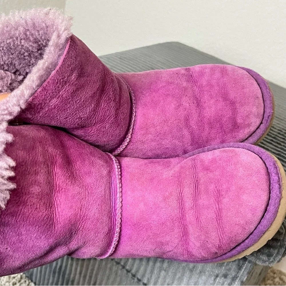UGG Australia Bailey Bow Boots Violet Purple Size 3